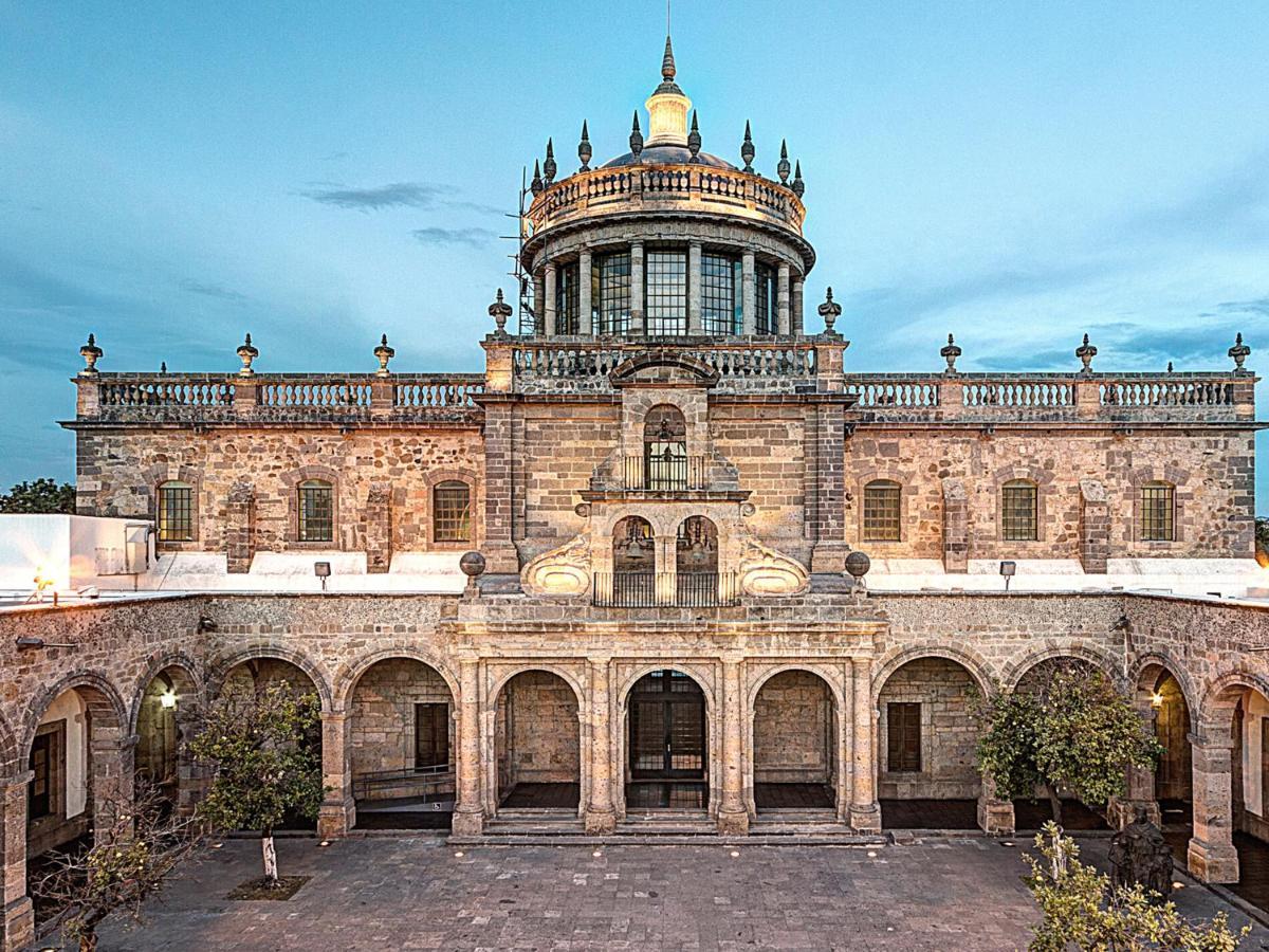 Hotel Plaza Bandera Revolucion Гвадалахара Екстер'єр фото